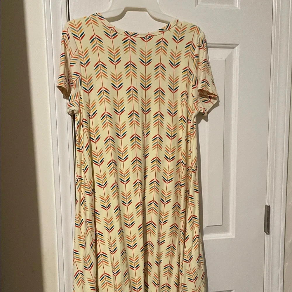 LuLaRoe Cream High Low Dress with Red and Blue Pattern - Picture 8 of 14